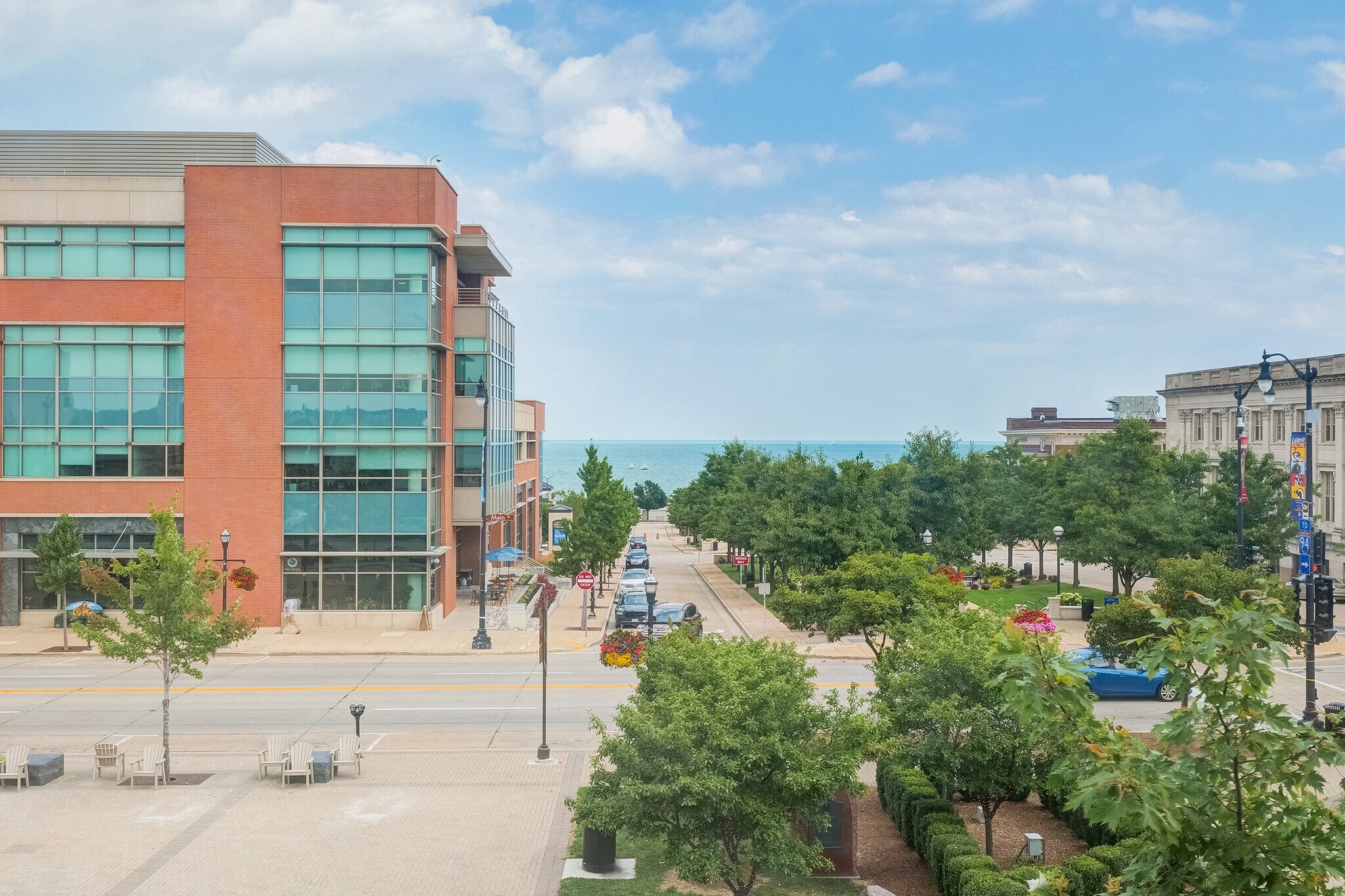 524 Monument Sq, Racine, WI 53403 Monument Square