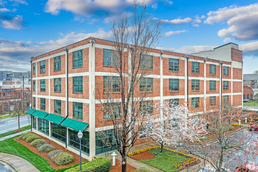 1230 W Morehead St, Charlotte, NC for sale - Building Photo - Image 1 of 34