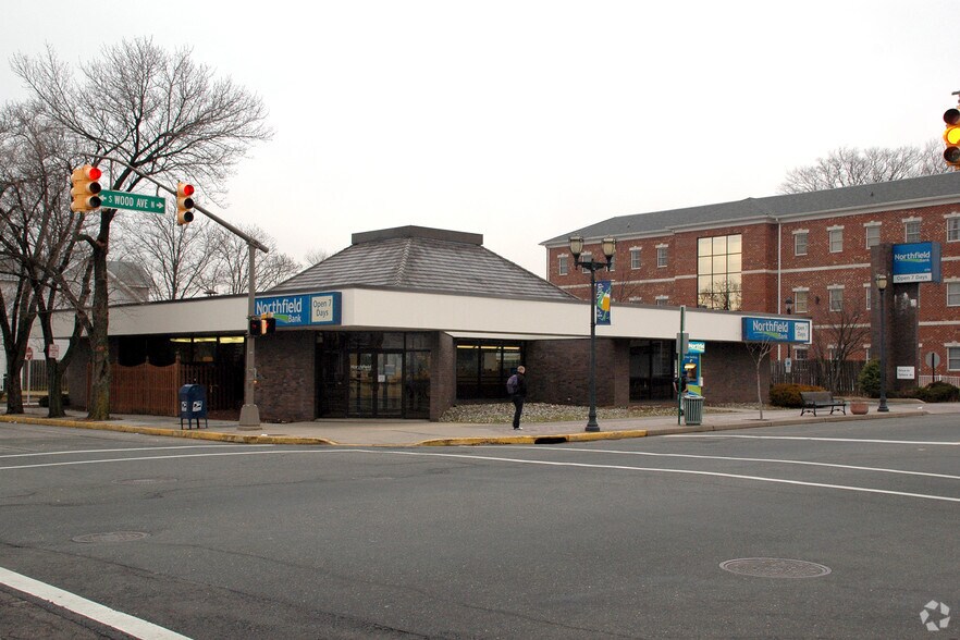 501 N Wood Ave, Linden, NJ 07036 Metro NYC NNN High Cap Bank Branch