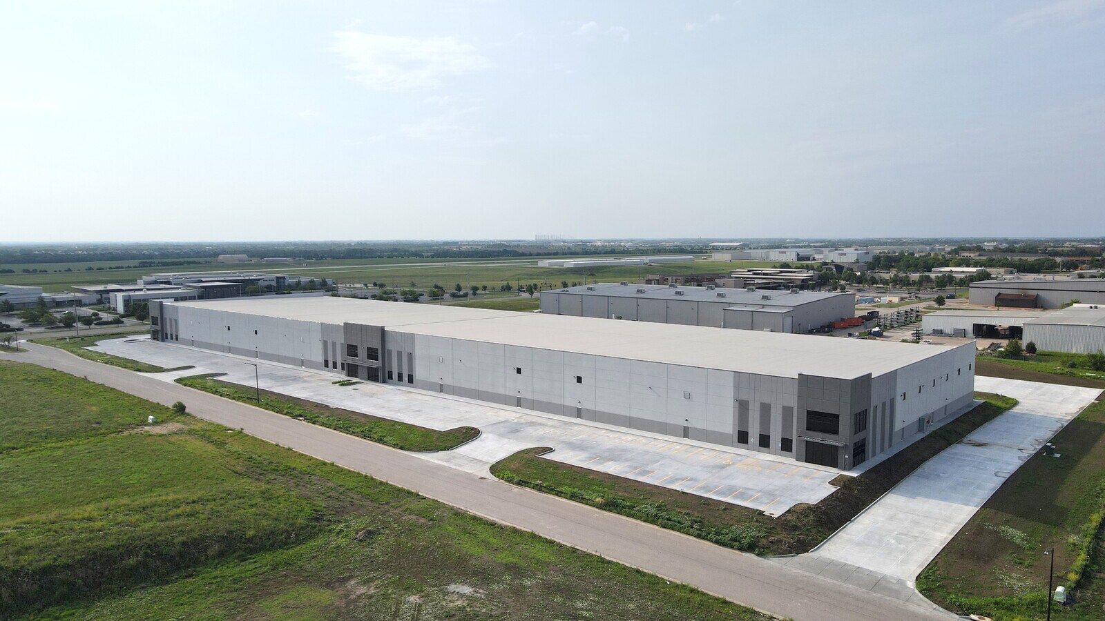 4065 N b Rd, Wichita, KS 67226 b Industrial Park