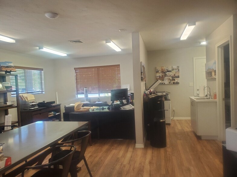 1450 Builders Way, Prescott, AZ for lease - Building Photo - Image 3 of 16