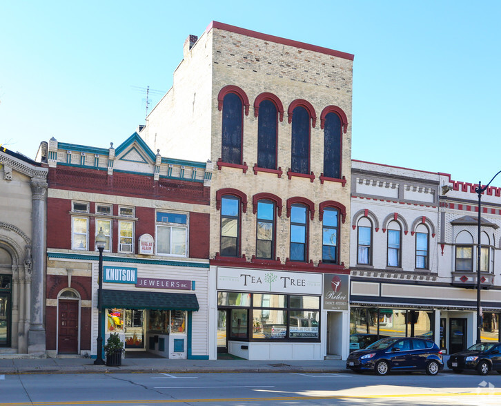 113 S Main St, Jefferson, WI 53549 | LoopNet