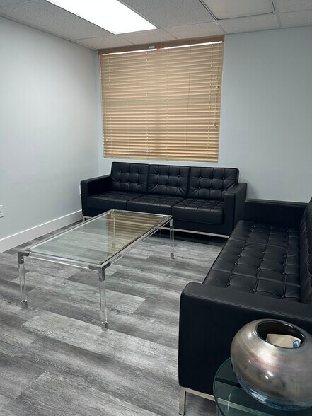 7765 SW 87th Ave, Miami, FL for sale - Building Photo - Image 2 of 4