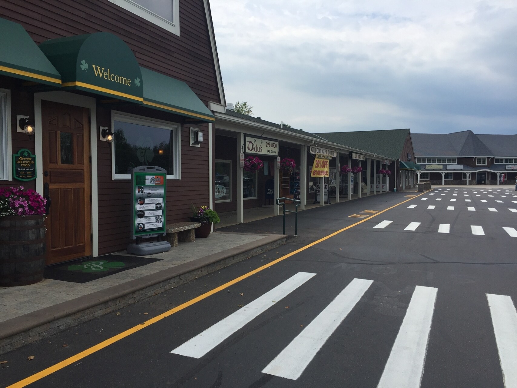 18 Weirs Rd, Gilford, NH for sale Primary Photo- Image 1 of 1