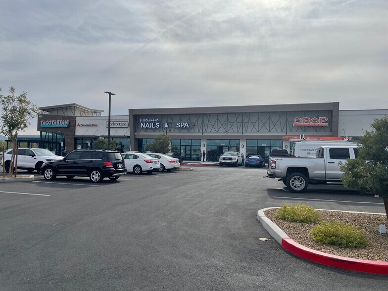 5025 Blue Diamond Rd, Las Vegas, NV 89139 Jansen Center Drive Thru