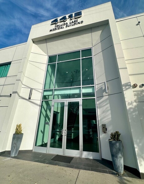 4418 Vineland Ave, Studio City, CA for lease - Building Photo - Image 3 of 8