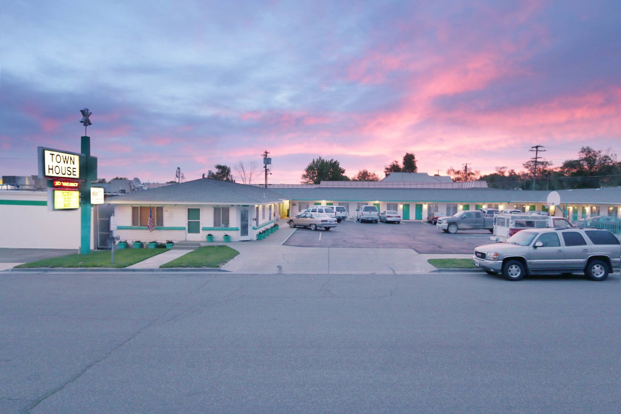 375 Monroe St, Winnemucca, NV for sale Primary Photo- Image 1 of 1