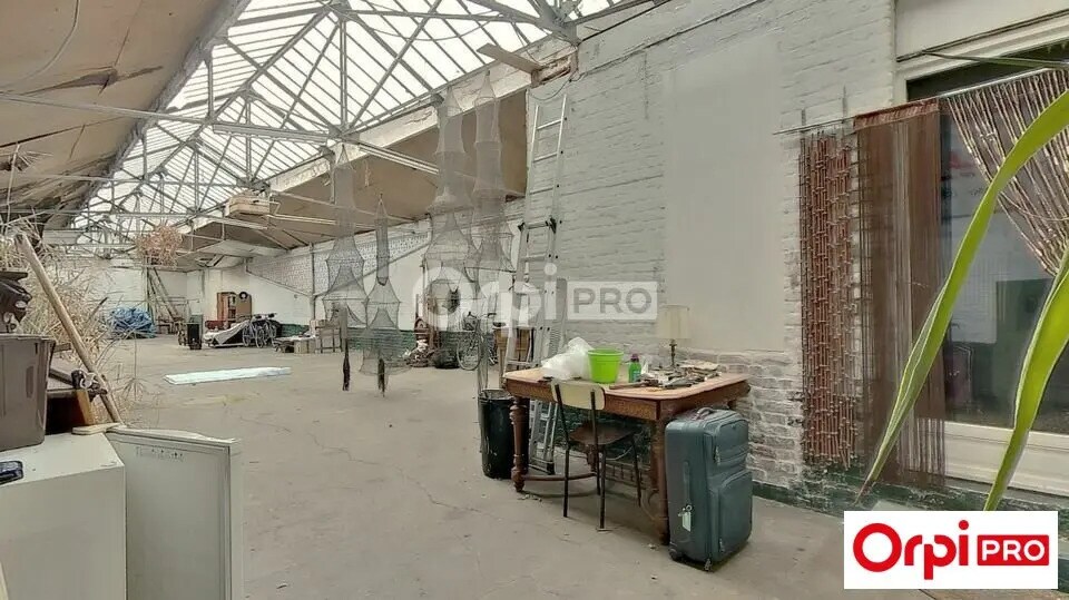 Flex in Lille for sale - Building Photo - Image 1 of 5