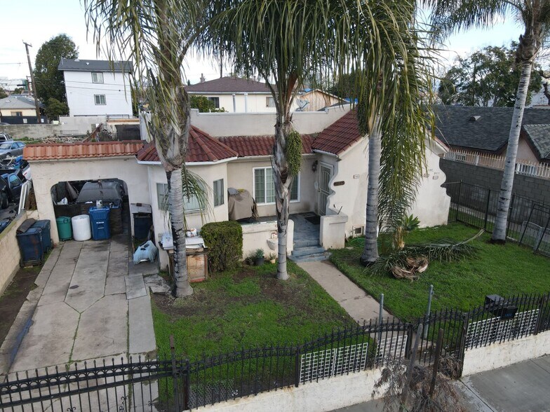 1035 W 89th St, Los Angeles, CA for sale - Primary Photo - Image 1 of 1