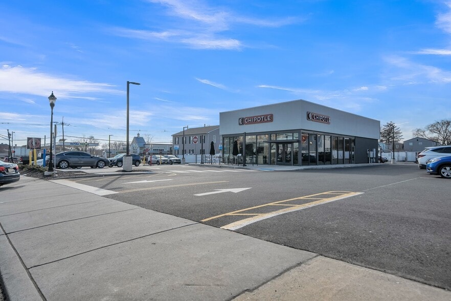 2 N Black Horse Pike, Bellmawr, NJ for sale - Building Photo - Image 2 of 13