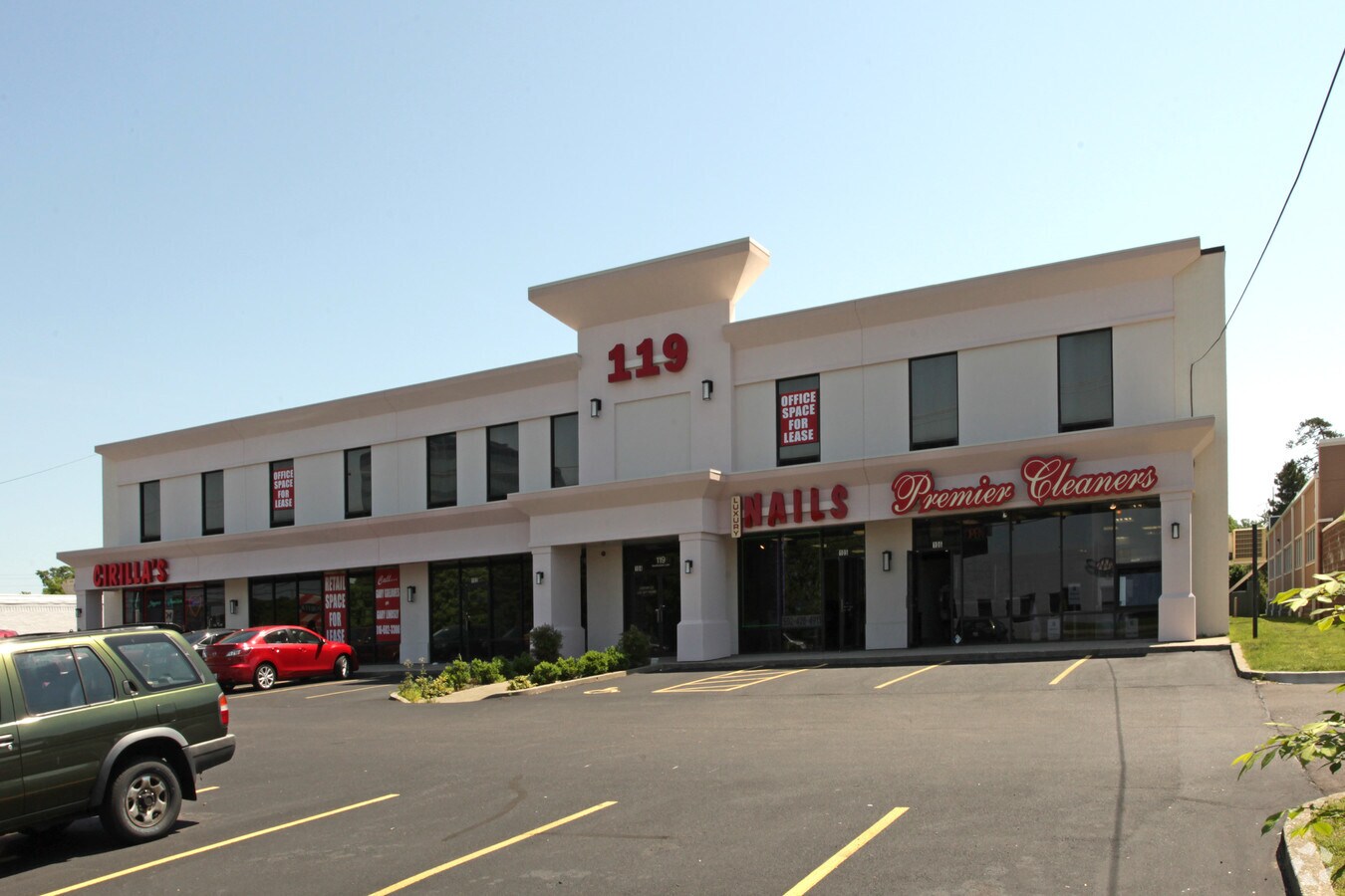 119 S Hurstbourne Ln, Louisville, KY 40222