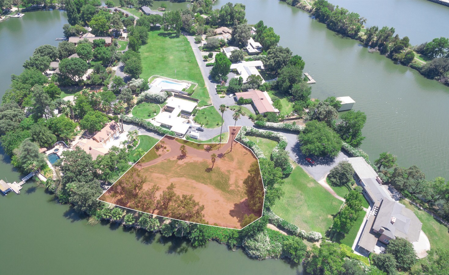 15 Atherton Island, Stockton, CA 95204