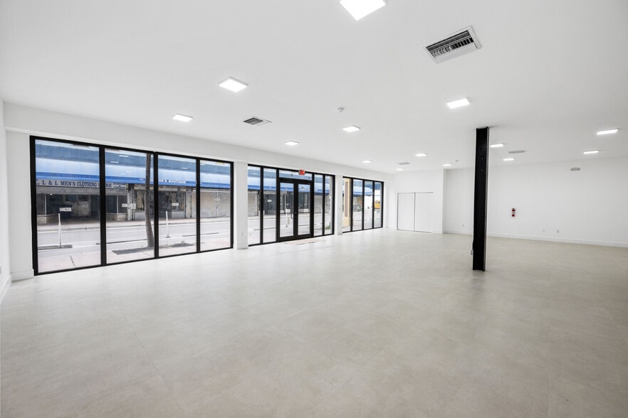 129 N Miami Ave, Miami, FL for lease - Interior Photo - Image 3 of 27