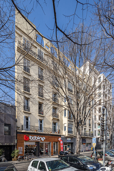 Retail in Marseille for lease - Building Photo - Image 2 of 5