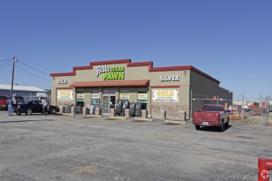 2921 E Abram St, Arlington, TX for sale - Primary Photo - Image 1 of 28