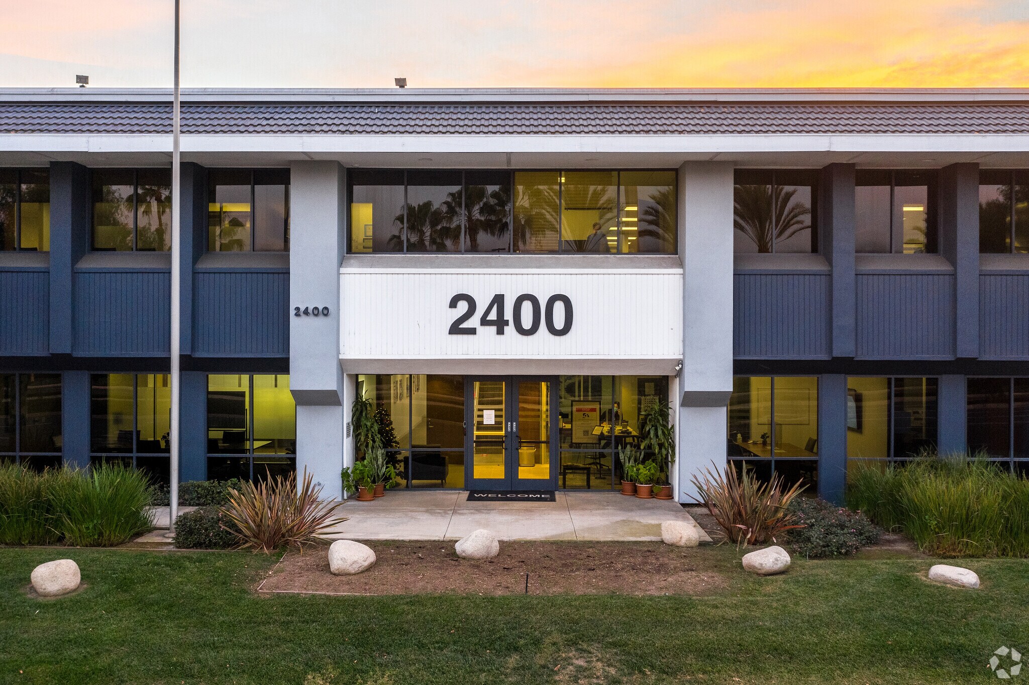 2400 Barranca Pkwy, Irvine, CA 92606 iBase Spaces Barranca