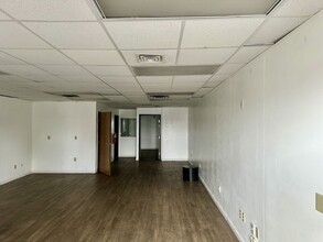 6810 S Cedar St, Lansing, MI for lease Interior Photo- Image 2 of 5