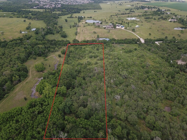 18005 Albert Voelker rd, Elgin, TX for sale - Primary Photo - Image 1 of 4