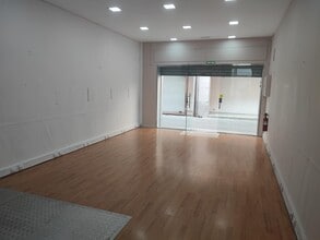 Retail in Sant Celoni, Barcelona for lease Interior Photo- Image 2 of 12
