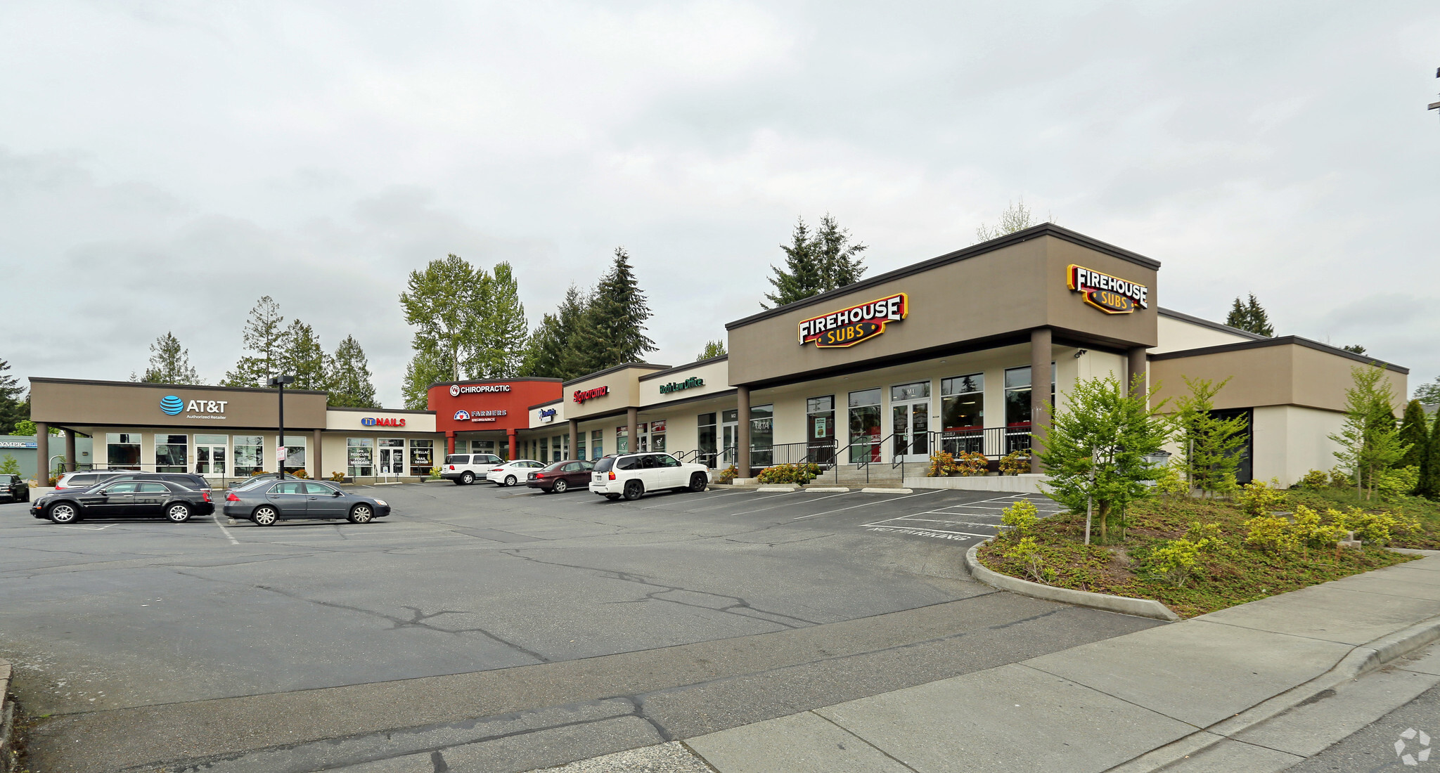 221 SE Everett Mall Way, Everett, WA for lease Primary Photo- Image 1 of 7