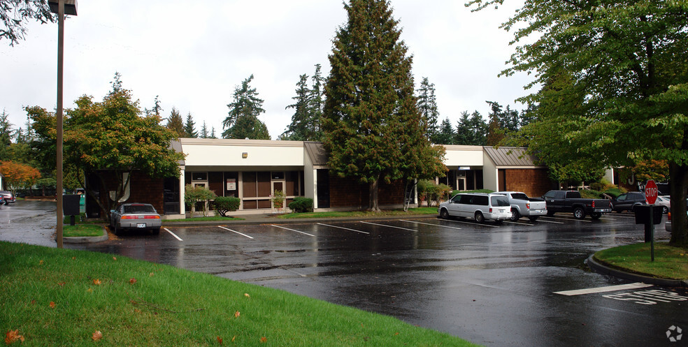 4124-4134 148th Ave NE, Redmond, WA for lease - Primary Photo - Image 1 of 2