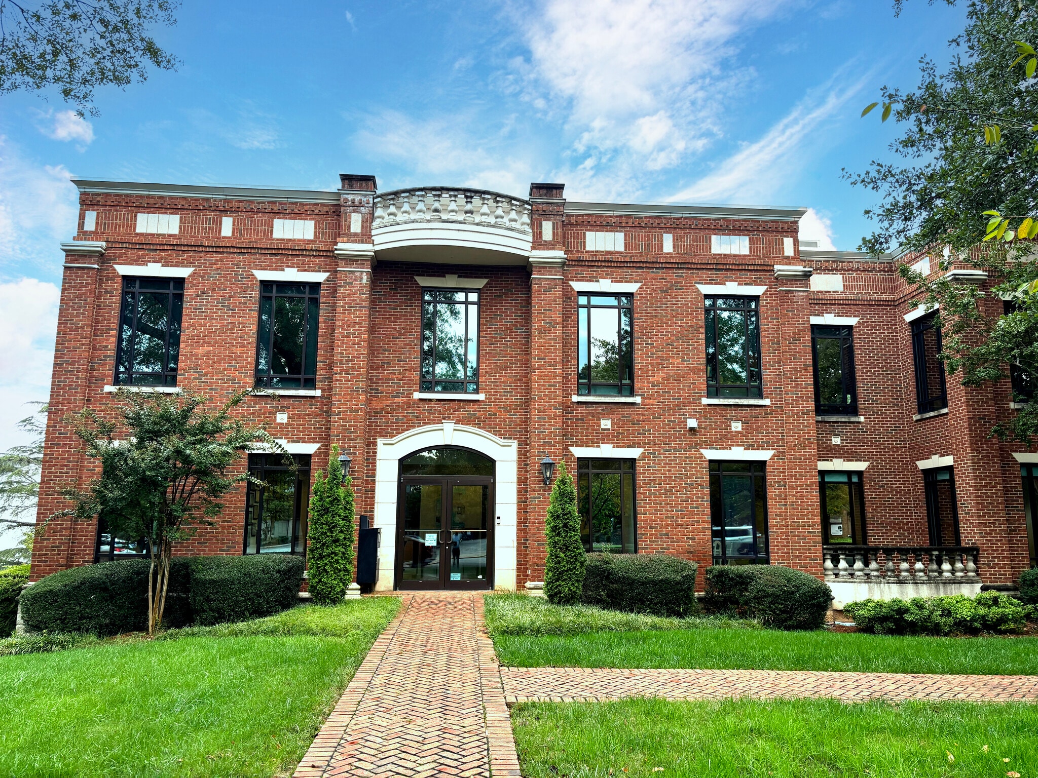 330 Mills Ave, Greenville, SC for lease Building Photo- Image 1 of 7
