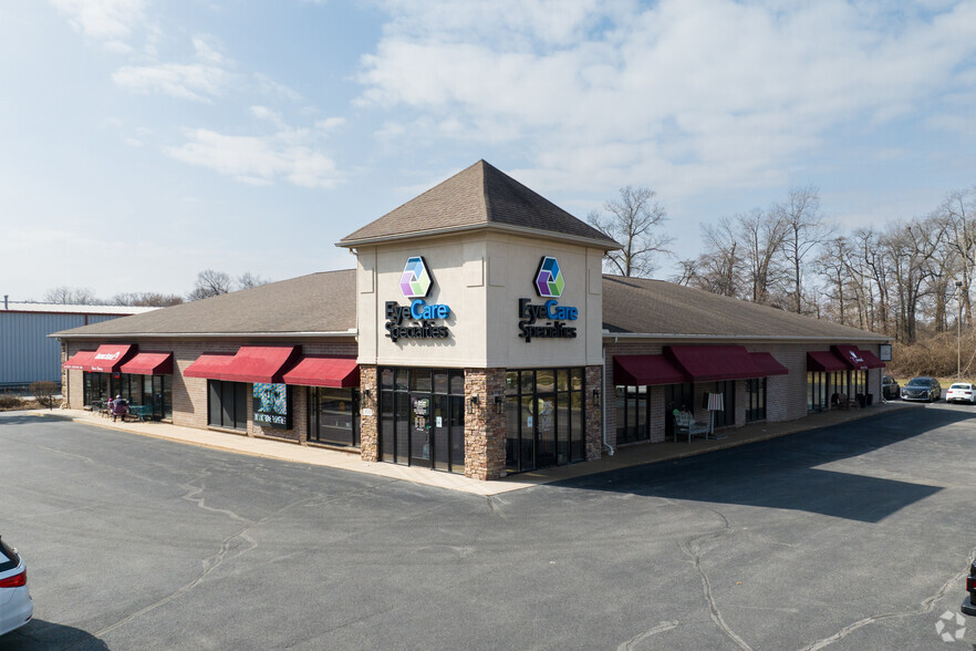 3723 Kings Pointe Rd, Toledo, OH for lease - Primary Photo - Image 1 of 7