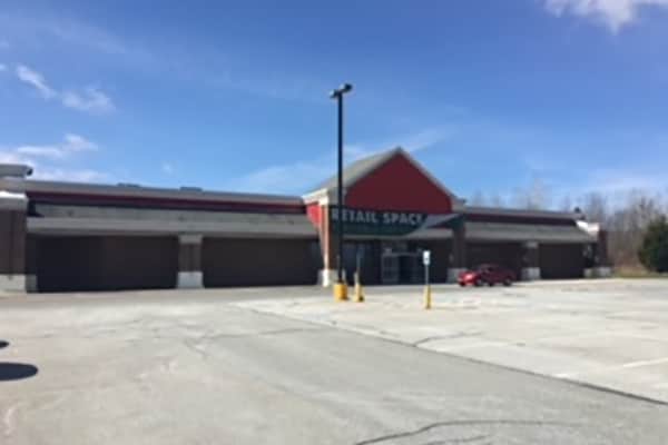 160 Paine Tpke N, Berlin, VT for sale - Building Photo - Image 1 of 1