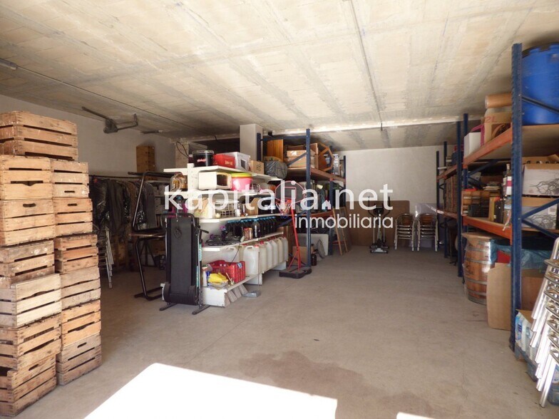 Retail in Bocairent, Valencia for sale - Building Photo - Image 2 of 3