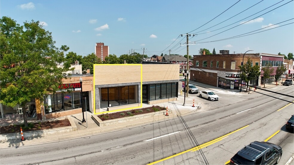 13306 Michigan Ave, Dearborn, MI for lease - Building Photo - Image 1 of 5