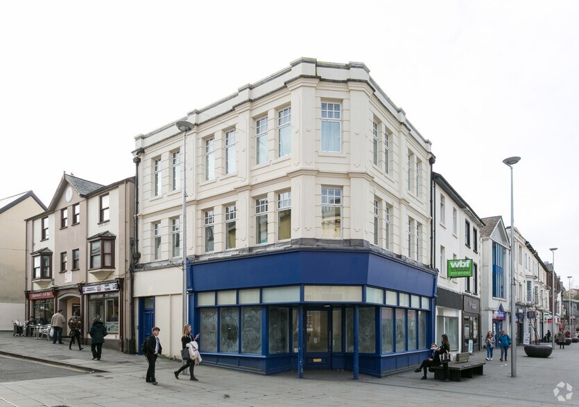 1 St, Pontypool, BGW NP4 6LR Retail for Sale