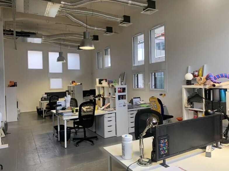 Office in Bègles for lease - Interior Photo - Image 3 of 6