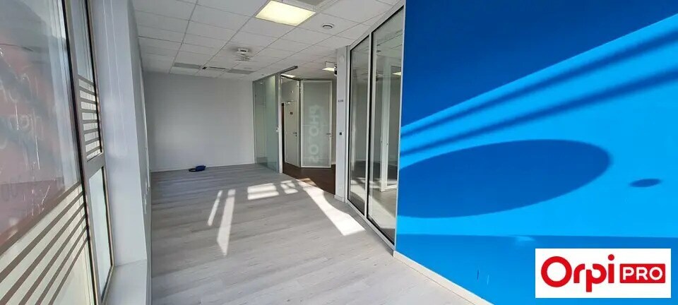 Location Commerce 90 m² - Photo 1