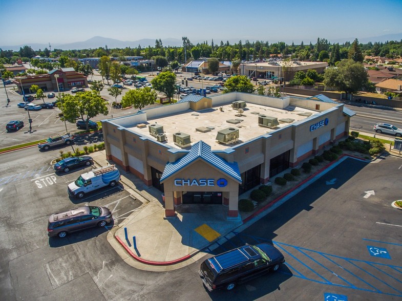 5510 Stockdale Hwy, Bakersfield, CA for lease - Primary Photo - Image 2 of 4