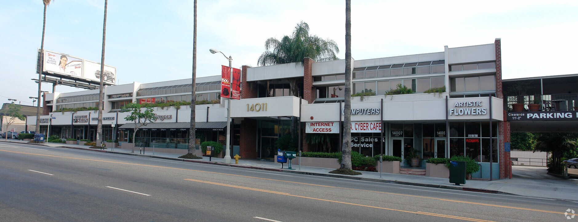 14019 Ventura Blvd, Sherman Oaks, CA 91423