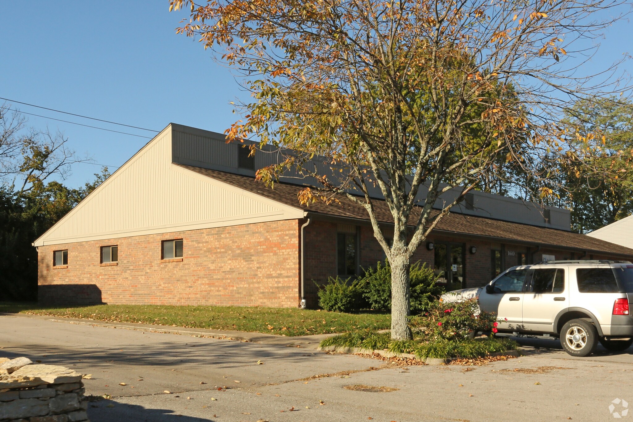 160 Burt Rd, Lexington, KY for sale Primary Photo- Image 1 of 1