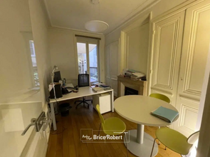 Office in Lyon for lease Interior Photo- Image 1 of 8