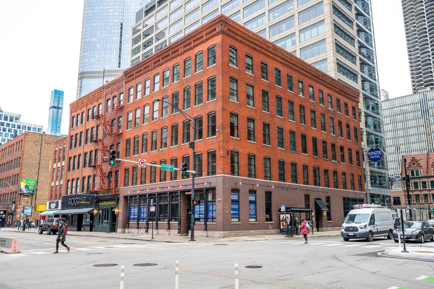 415 N Dearborn St, Chicago, IL for lease - Building Photo - Image 1 of 4