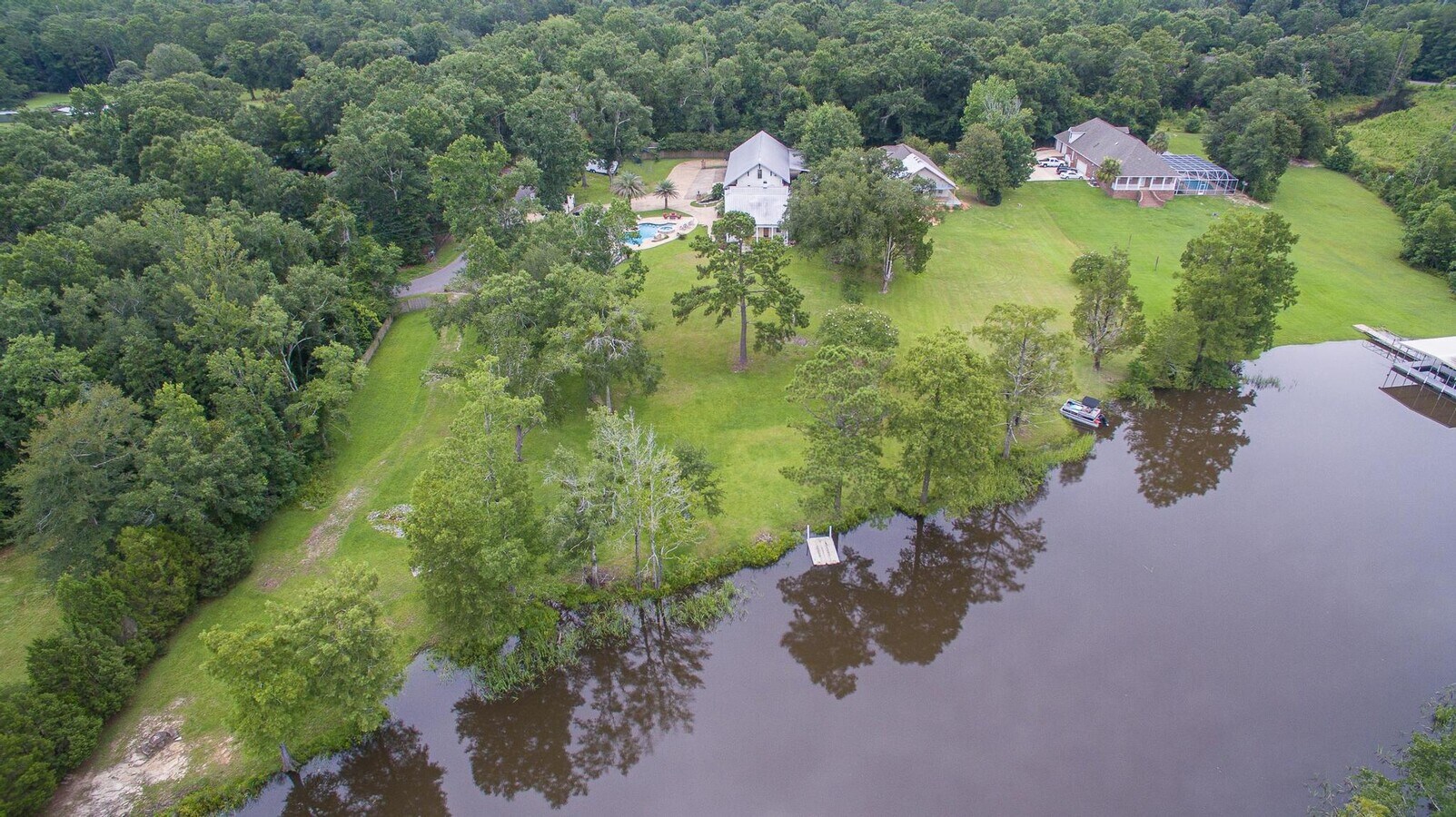 13160 Old Woolmarket Rd, Biloxi, MS 39532