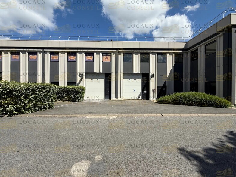 Flex in Lognes for lease - Building Photo - Image 3 of 12