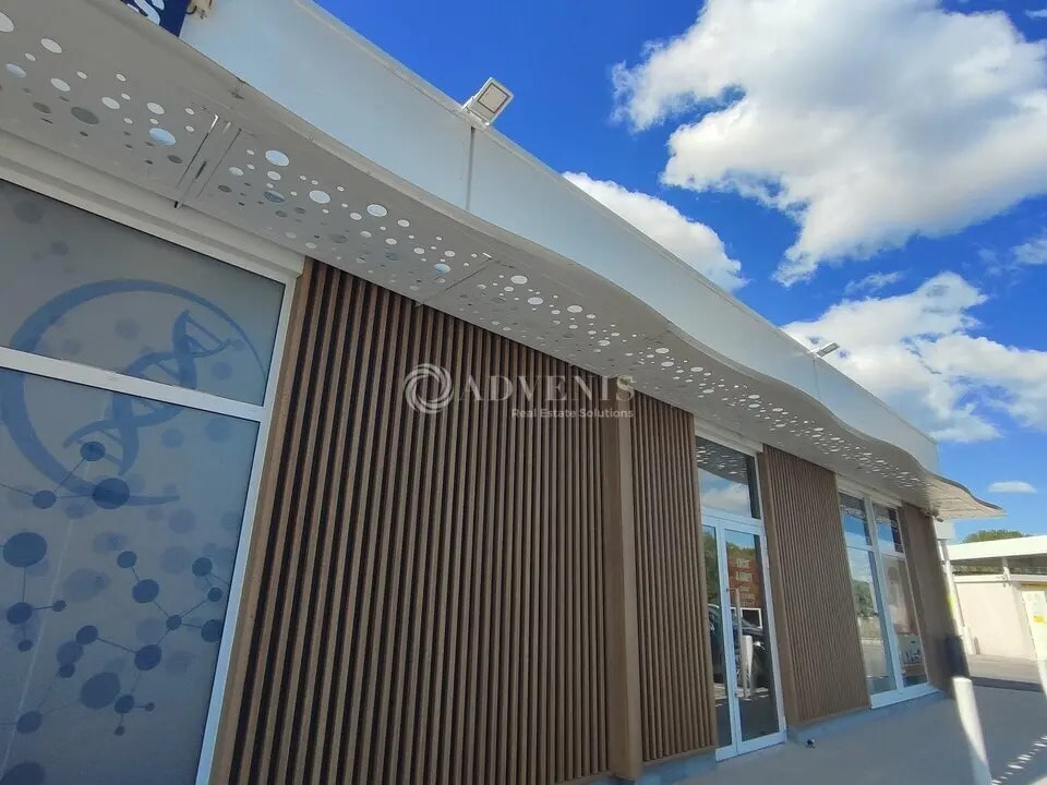 Retail in Grabels for lease Building Photo- Image 1 of 6