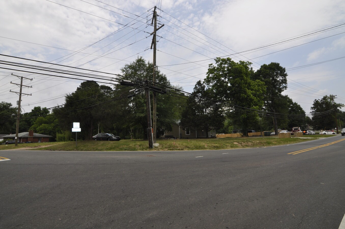 1110 Ellis Rd, Durham, NC 27703