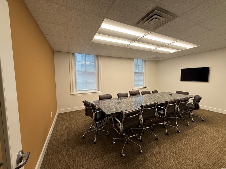 1417 Locust St, Philadelphia, PA for sale - Building Photo - Image 3 of 28