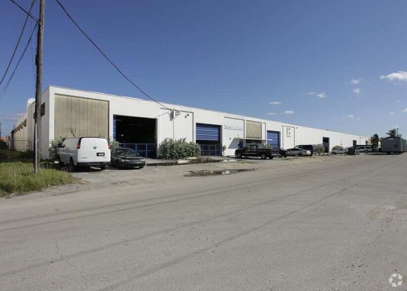 14945 NW 25th Ct, Opa Locka, FL for sale - Primary Photo - Image 1 of 1