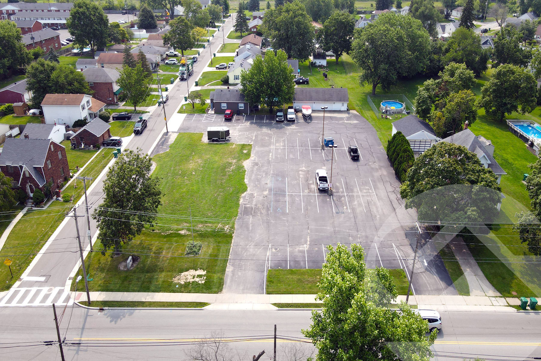 1001 Dixie Hwy, Rossford, OH for lease Building Photo- Image 1 of 3