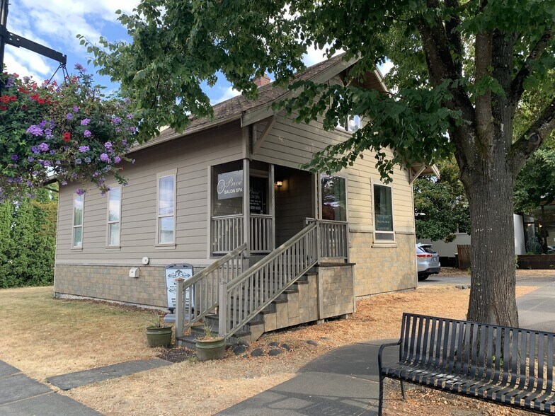 4700 SW Watson Ave, Beaverton, OR for sale - Building Photo - Image 1 of 1