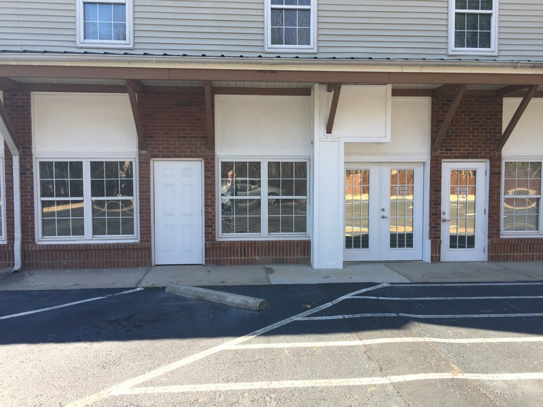 925 Sanders Rd, Cumming, GA for lease - Building Photo - Image 2 of 17