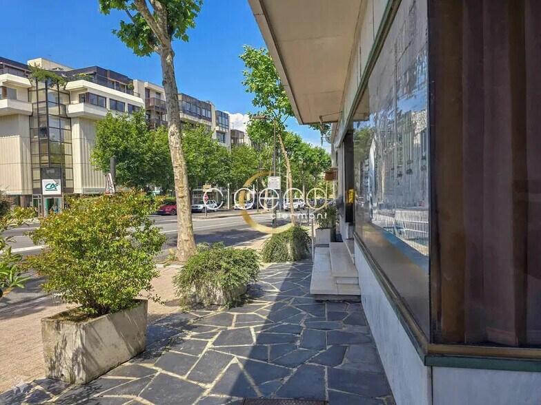 Office in Chamalières for sale - Building Photo - Image 2 of 15