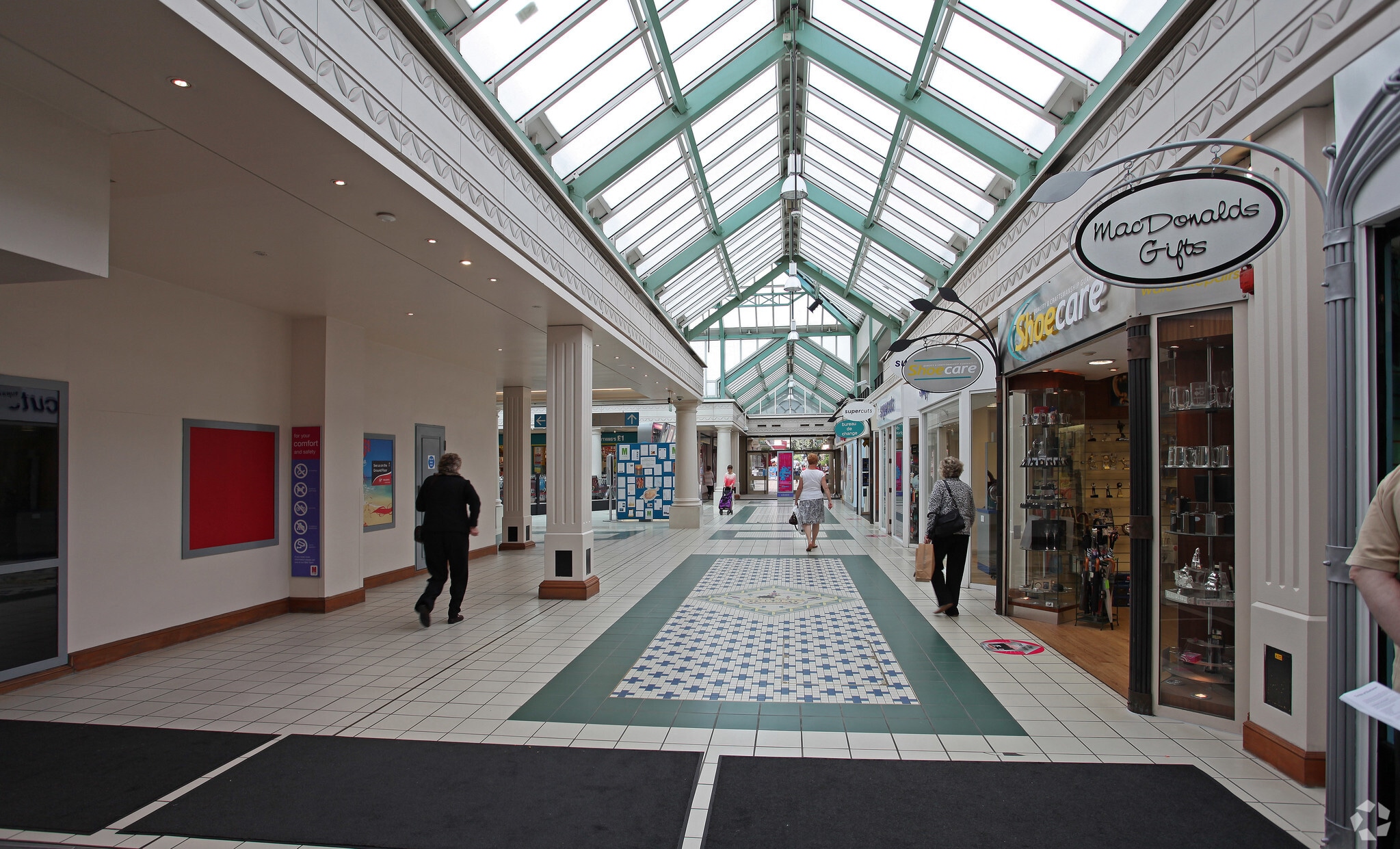 The Square, Camberley for lease Building Photo- Image 1 of 10