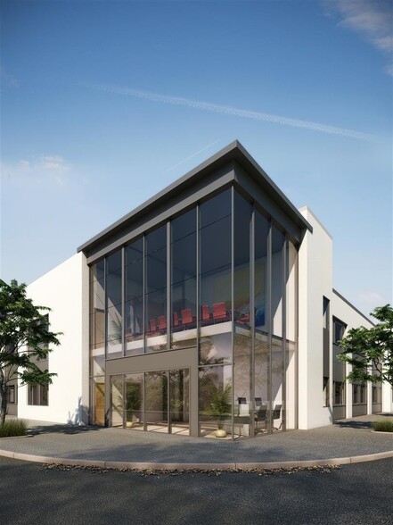 Locking Parklands, Weston Super Mare for lease - Building Photo - Image 1 of 8